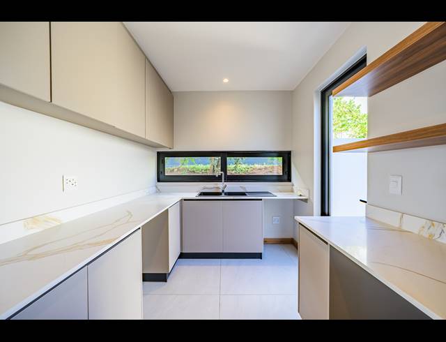 4 BEDROOM HOUSE FOR SALE IN ZULULAMI LUXURY COASTAL ESTATE